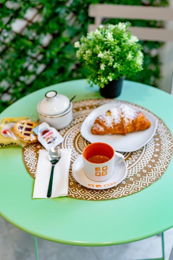 Antonella Home B&B บารี ภายนอก รูปภาพ