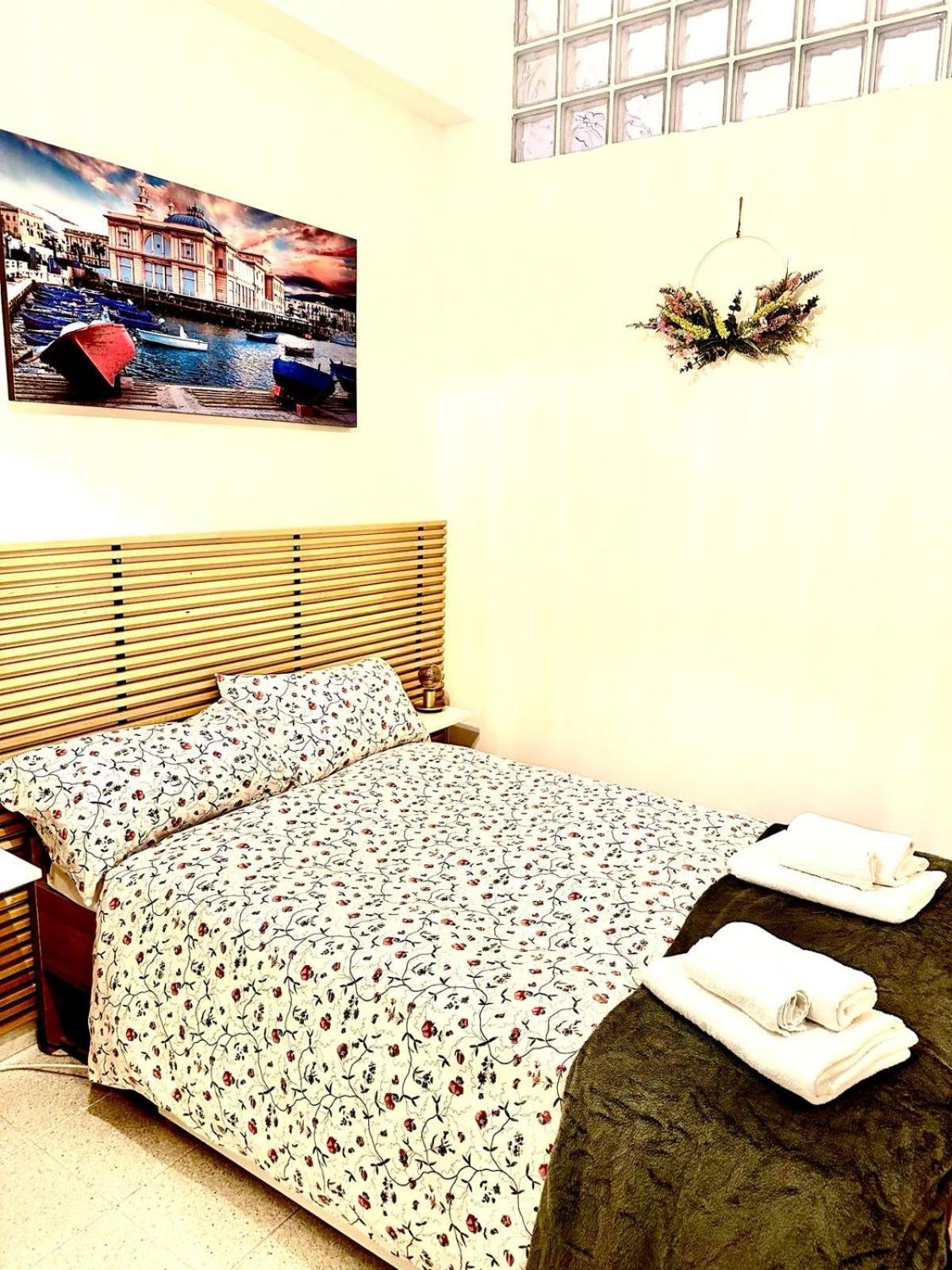 Antonella Home B&B บารี ภายนอก รูปภาพ