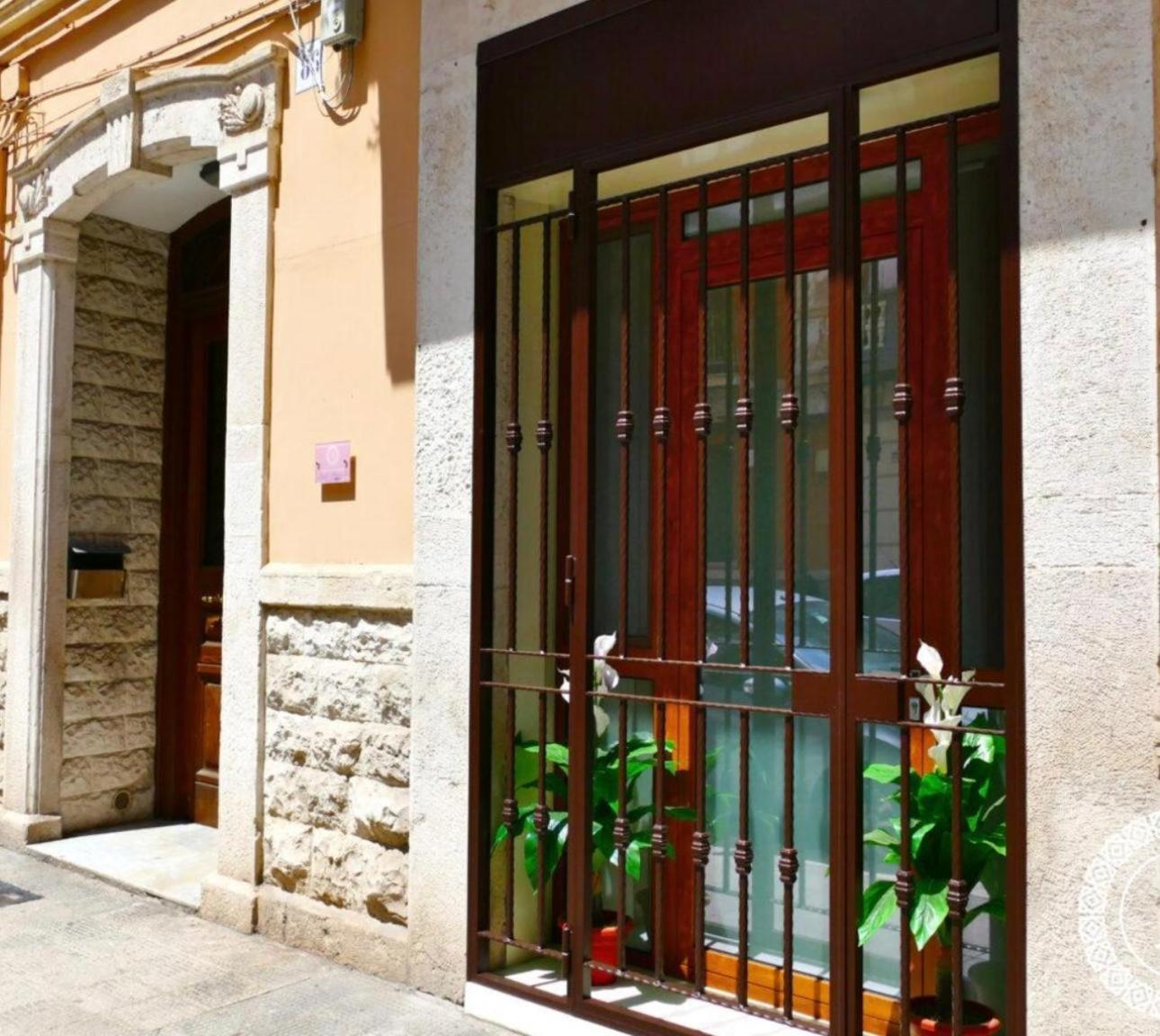 Antonella Home B&B บารี ภายนอก รูปภาพ